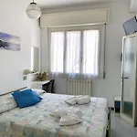 Hotel Chiara 2*