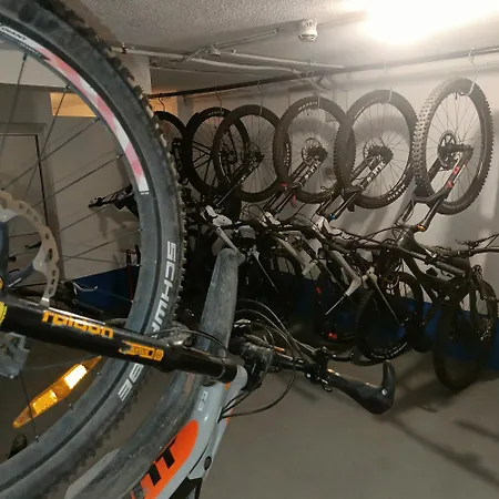 Ξενοδοχείο Chiara 2*