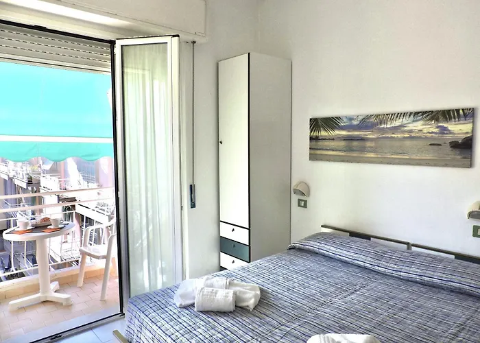 Chiara Hotel Finale Ligure